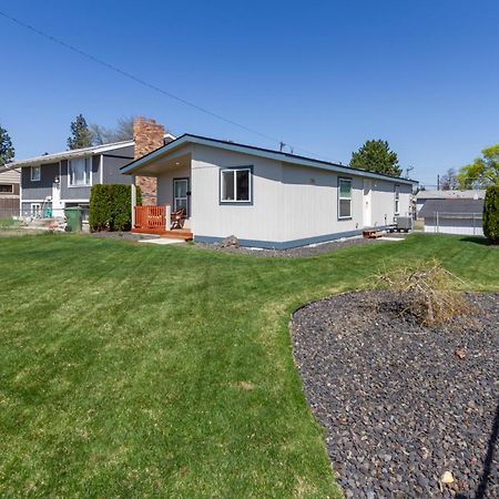 Cute And Cozy 3 Bed 2 Bath Home In North Spokane Exterior photo